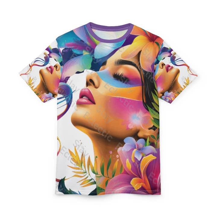 Camiseta Floral - Mujer Vibrante Rodeada de Flores para venta al por mayor de Slay Eclectic