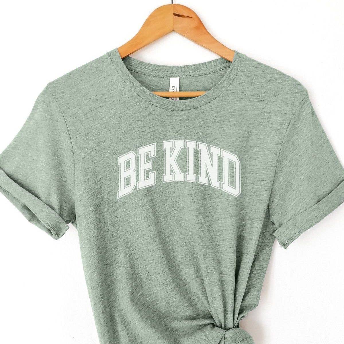 Bella Me – wholesale T-shirts med screentryck – Dam – Var Snäll Unisex T-shirt Casual2