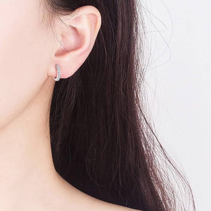 AMORINO SRL - Wholesale Hoop Earrings - DIAMOND CLICKER HOOP EARRING - 26211241101163