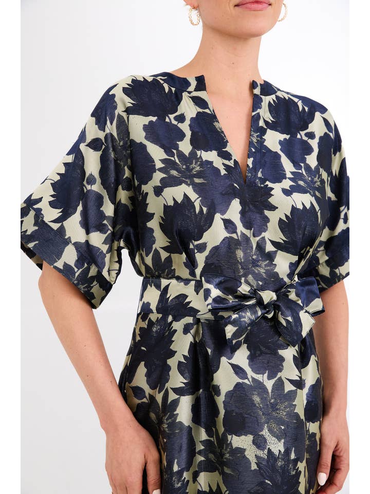 Evelyn Dress Ivory and Navy Floral Silhouette Jacquard for wholesale on Faire1