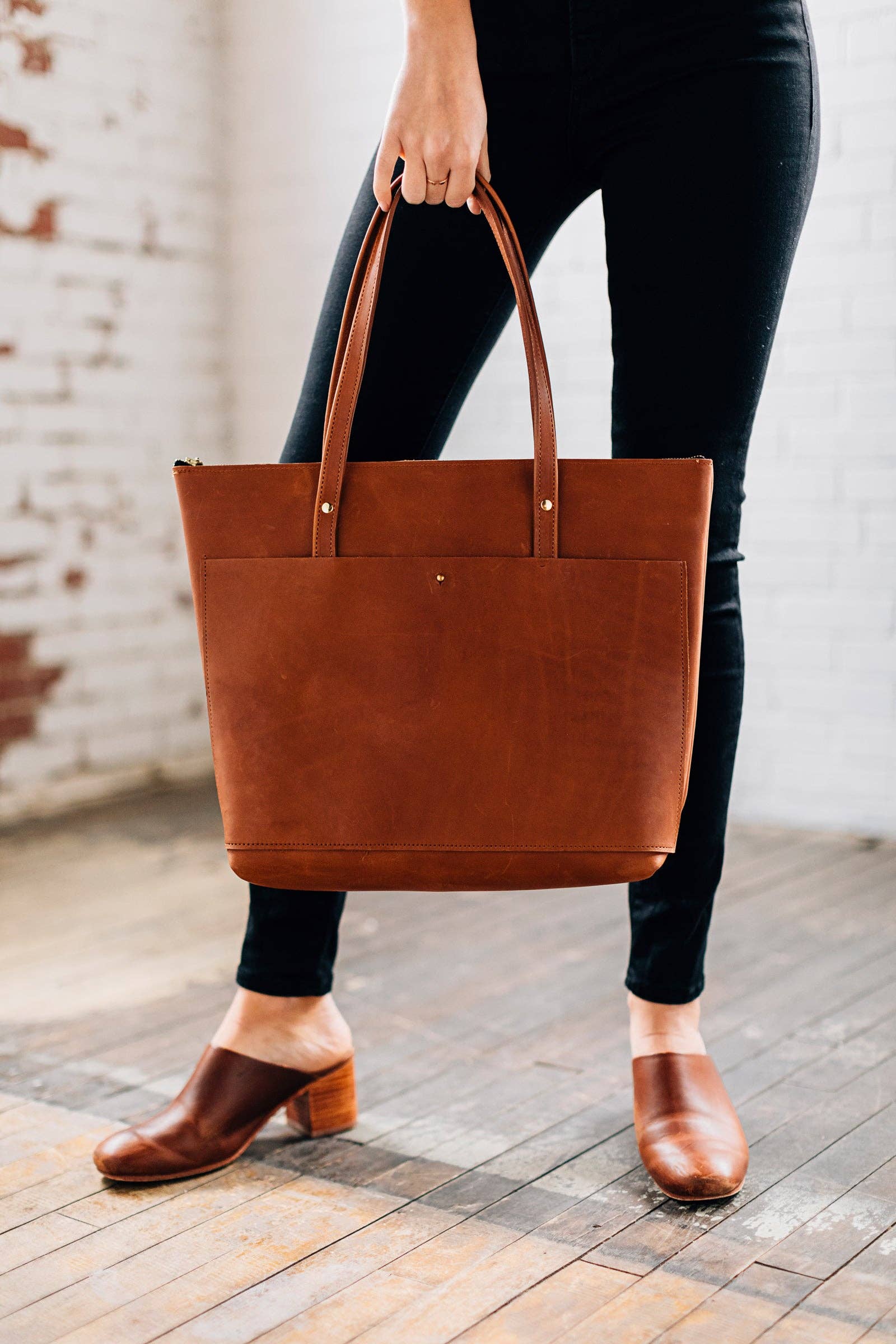 LIZ RIDEN - Wholesale Tote Bag - Women's - Classic Tote-Caramel7