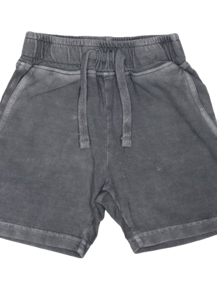 E35560-Shorts Enzyme COAL pour la vente par đ€Baby Steps and Mish Kids