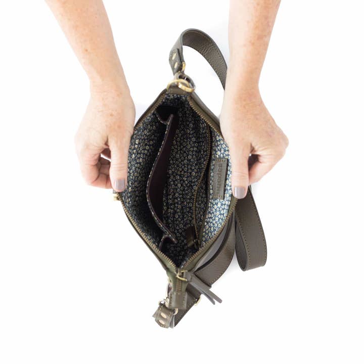 Sapahn - Wholesale Crossbody Bag - Women's - AE Crossbody Wristlet Wallet89