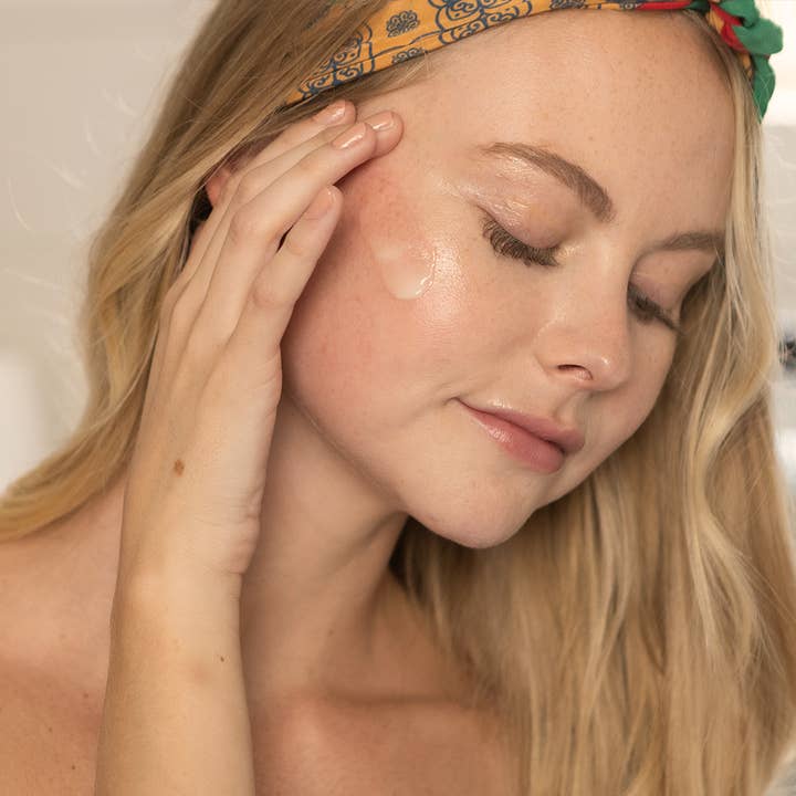 Luma & Leaf - Wholesale Facial Serum/Concentrate - Afterglow Brightening Vitamin C Serum2