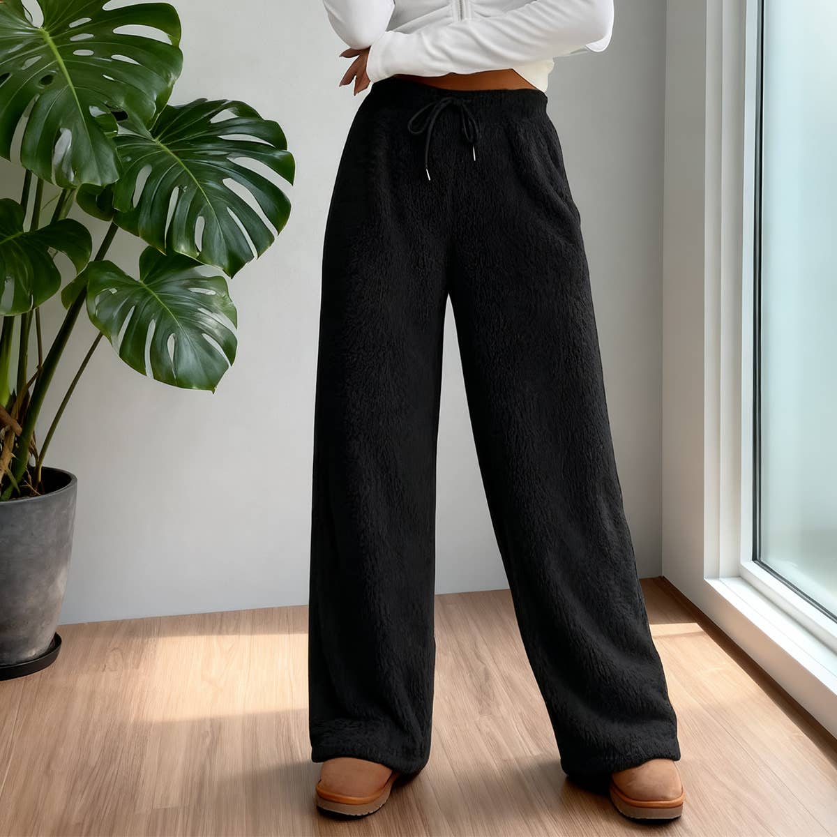 Lily Clothing - Wholesale Pants - Women's - Solid-color fashionable plush fleece pants0