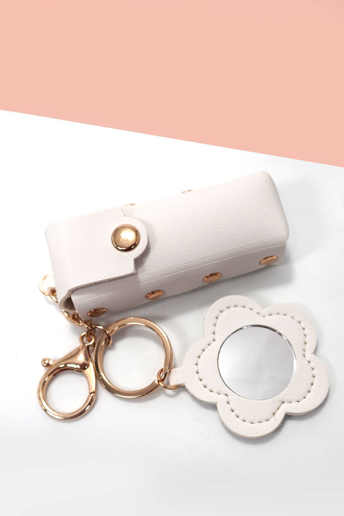 JOSSLYN by wall to wall - Vendita all'ingrosso Portachiavi - Unisex - Portachiavi a borsa con charm labbra in ecopelle vegan | 40KC1256