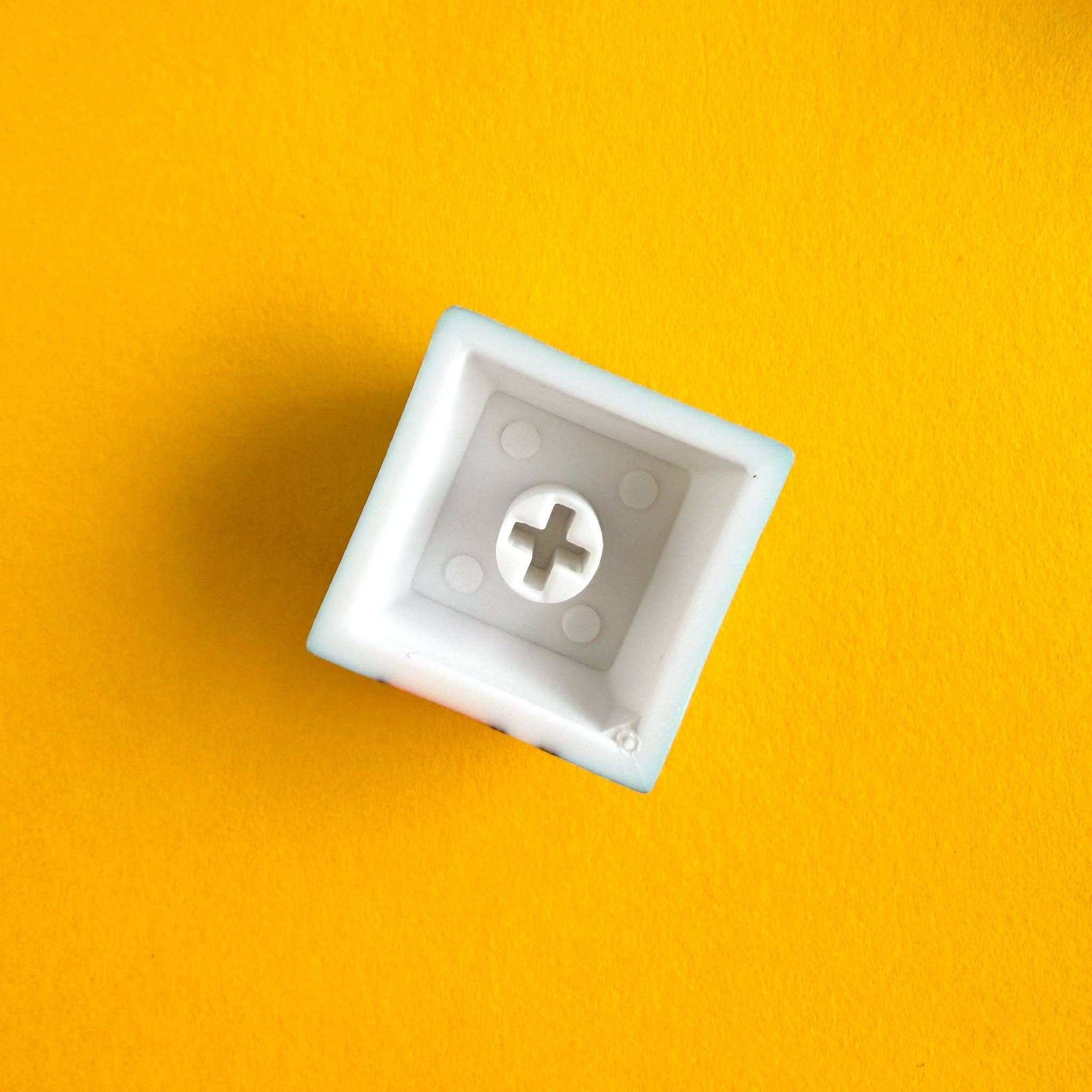 Kitty With A Cupcake - Wholesale Keychain - Unisex - Clicky Cats Fidget Keychain - Blind Bag10