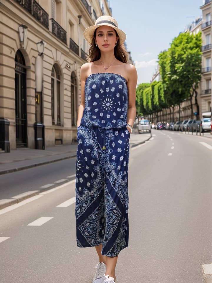 BRITTNEY TUBE CAPRI JUMPSUIT (NAVY BANDANA) - VD3426 for engroshandel hos VAVA by Joy Han