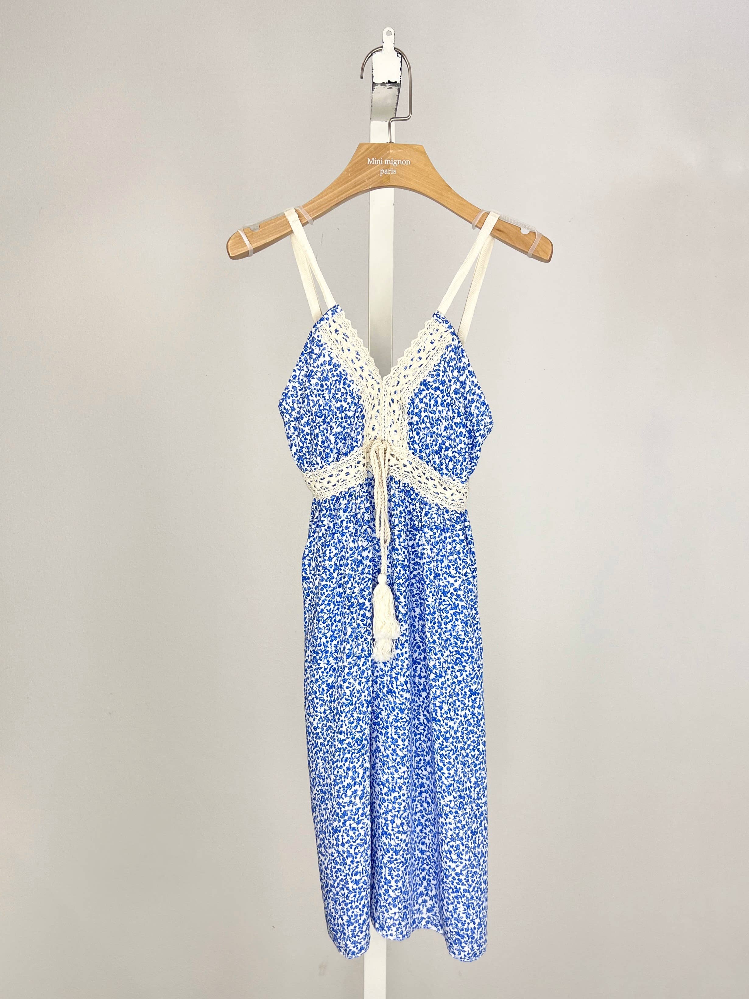 MINI MIGNON PARIS – wholesale Dress – Kids – Bohemian floral dress with lace and adjustable straps for girls6