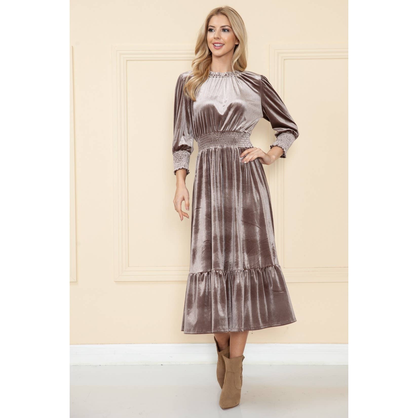 Reborn J - Wholesale Dress - Women's - VELVET THREE QUARTER SLEEVE MIDI DRESS7