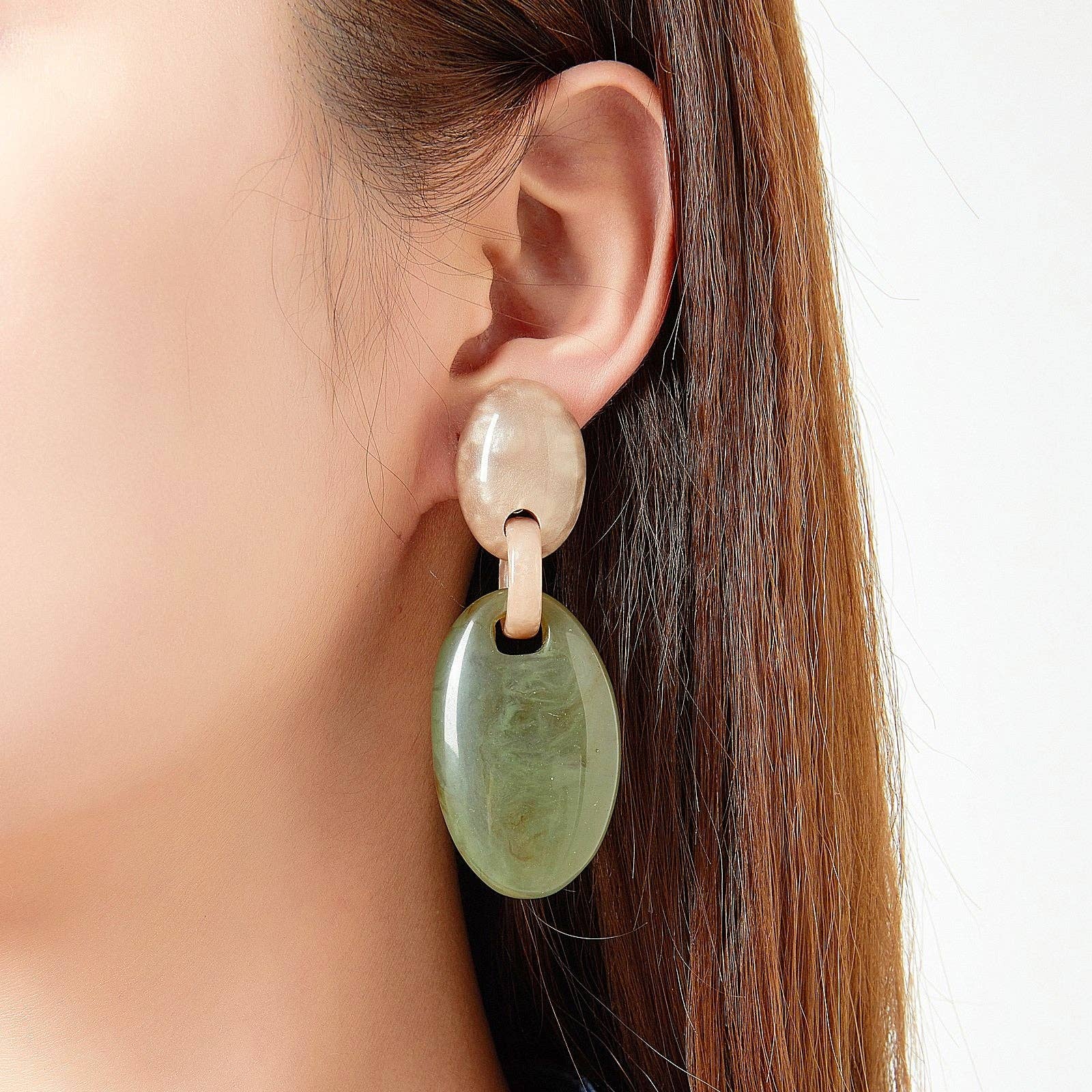 BELLE MISS - Wholesale Clip-On Earrings - Estelle clip earring2