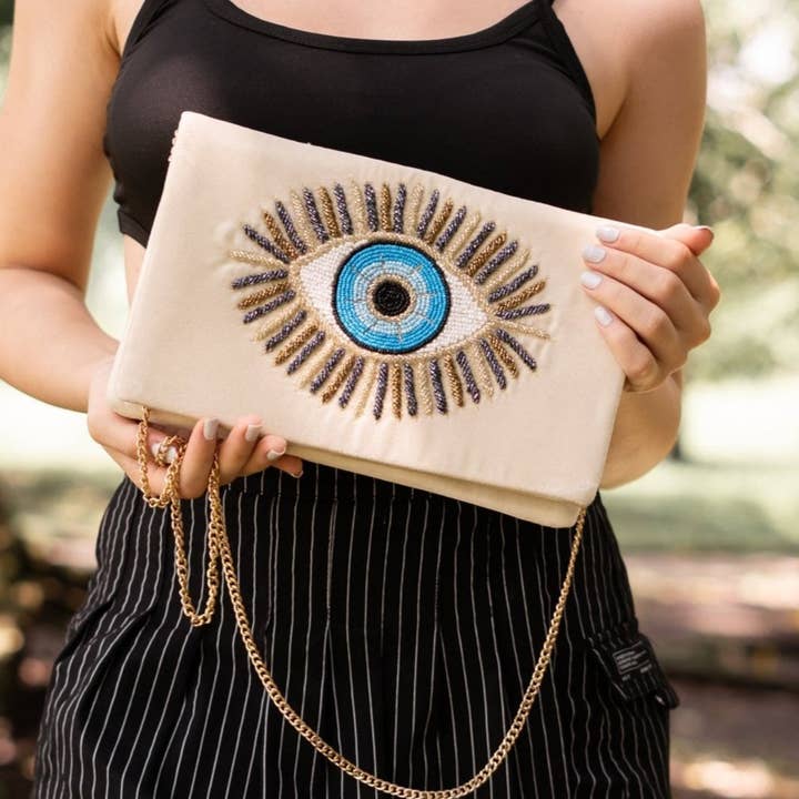 Handbestickte Clutch-Tasche mit Nazar-Amulett für den Großhandel von Twine and Love