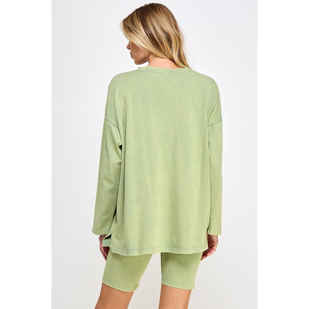 Sweet Generis - Wholesale Lounge Set - Women's - COTTON MINIERAL WASHED OVERSIZE TOP WITH CASUAL BIKER SHORT 31