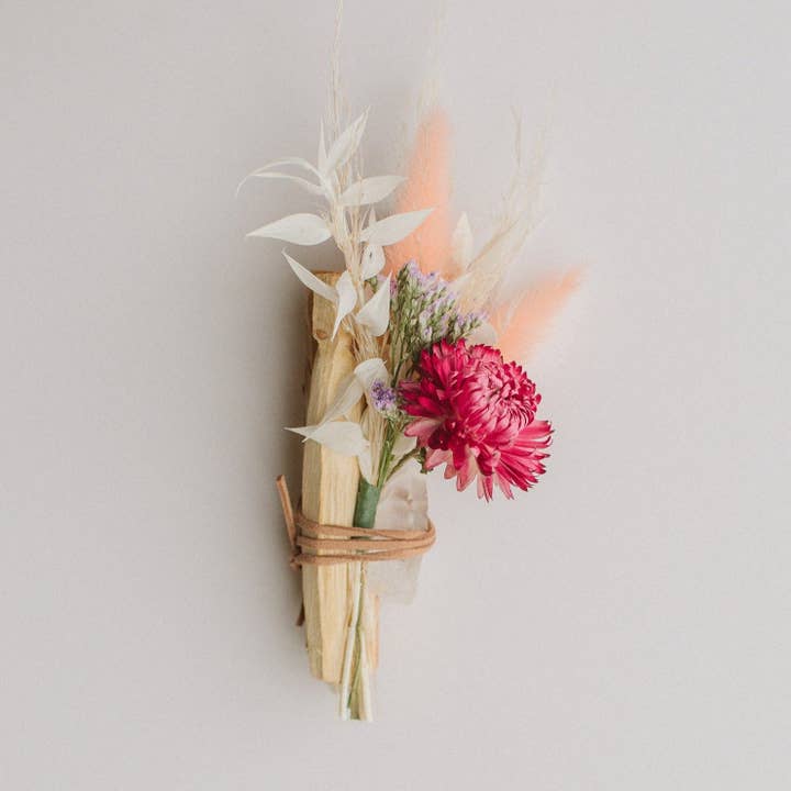 Wholesale Palo Santo Bundle (set of 10) for wholesale by WildFlora