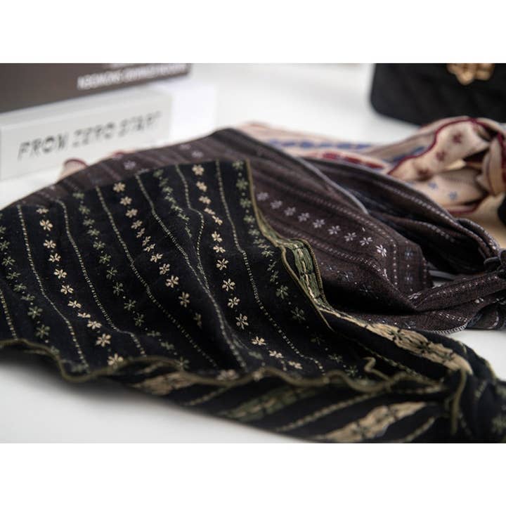 Funkyrel® Atzbranding Limited - Wholesale Scarf - Women's - Scarvii - Vintage Embroidered Triangle Scarf8