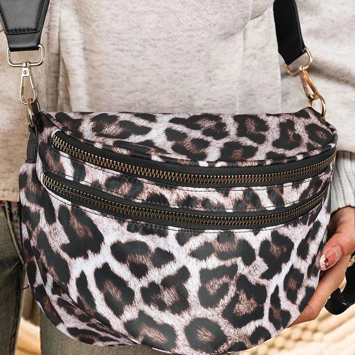 Suhkasana - Wholesale Crossbody Bag - Women's - Camo Print Crossbody Shoulder Bag with Gold Chain Detail31