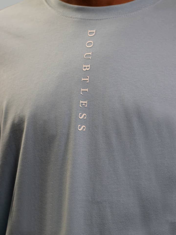 Barcode Tee Luce Blu per la vendita all'ingrosso da parte di Doubtless