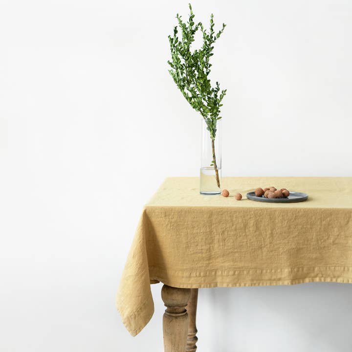 Linen Tales - Wholesale Tablecloth - Honey Linen Tablecloth