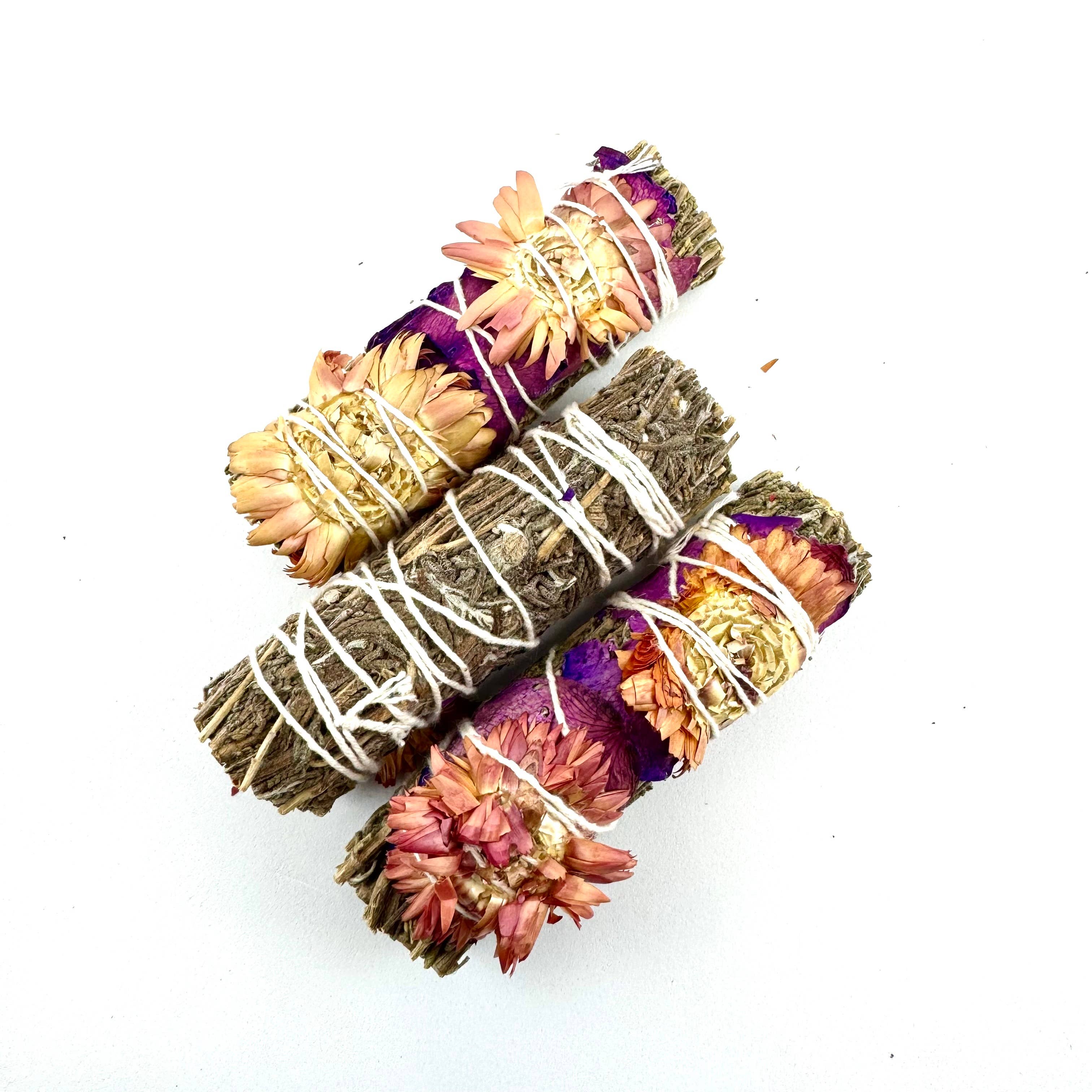 Liv Rocks - Wholesale Smudge Stick - Purple Haze Lavender Smudge Wand w/ Wildflower + Rose Petals2