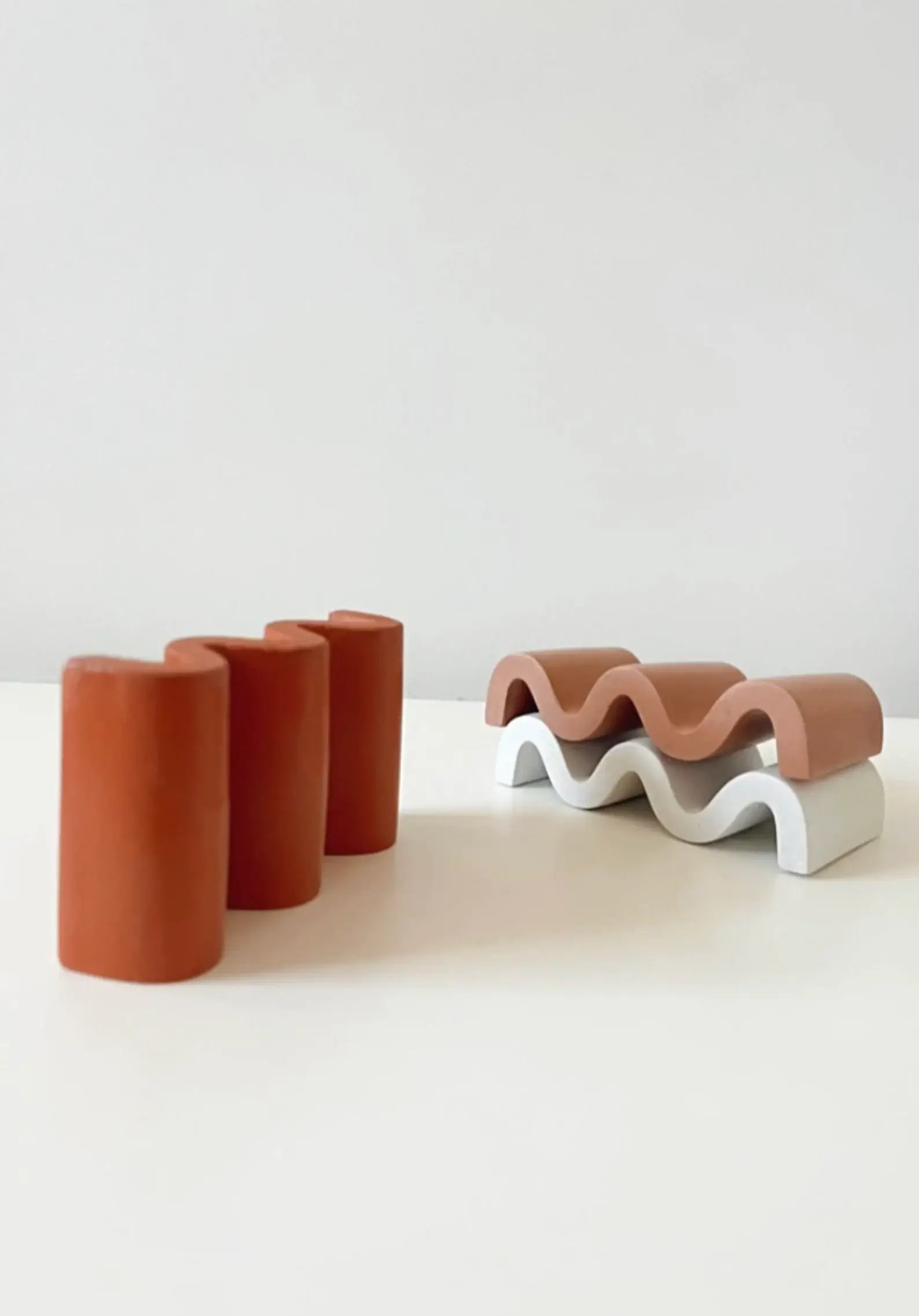 Dovekie & Finch - Wholesale Decorative Tray - Modern Wavy Tray11