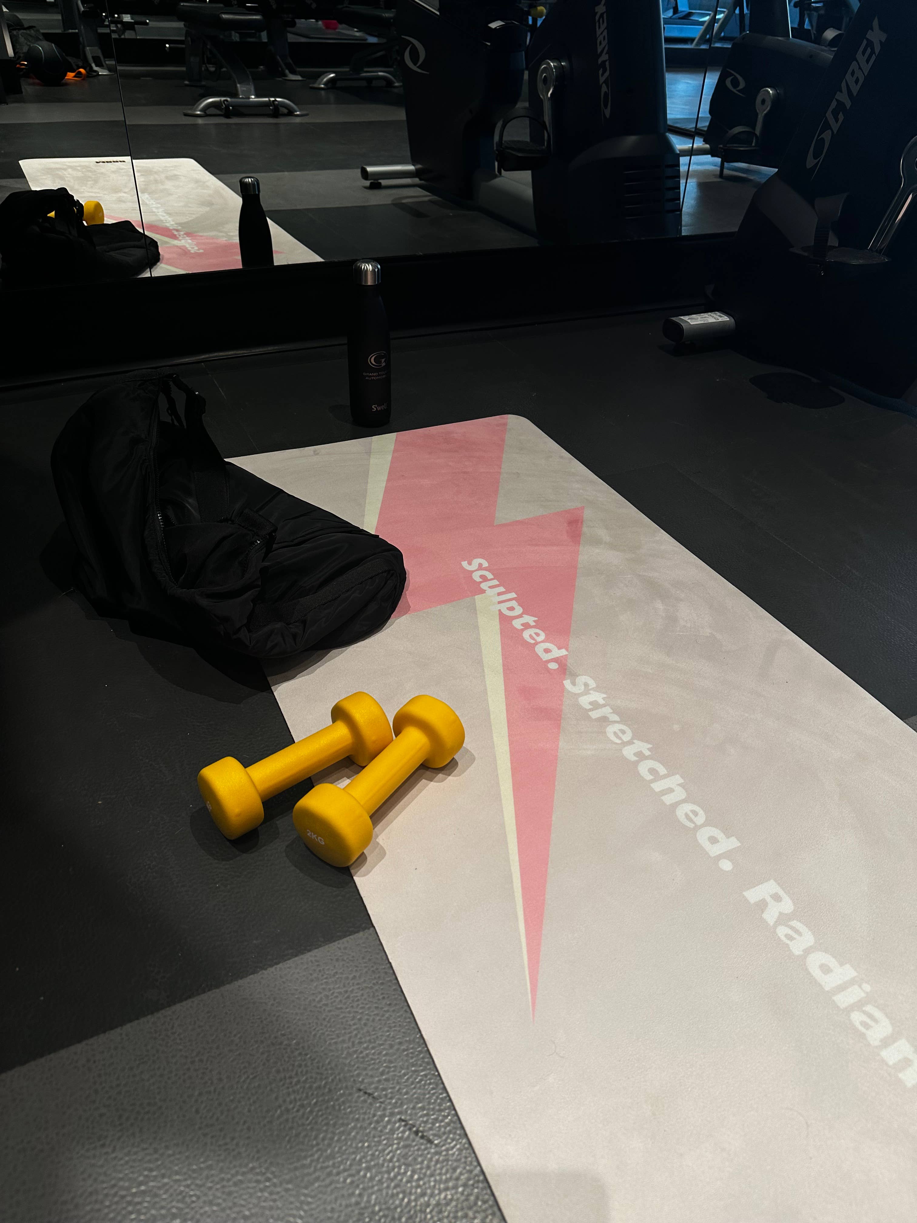 MARA BODY - Yoga Mats, Pilates Reformer Mats & Yoga Towels – Großhandel Yogamatte – Motivierende vegane Wildleder umweltfreundliche waschbare Yogamatte2