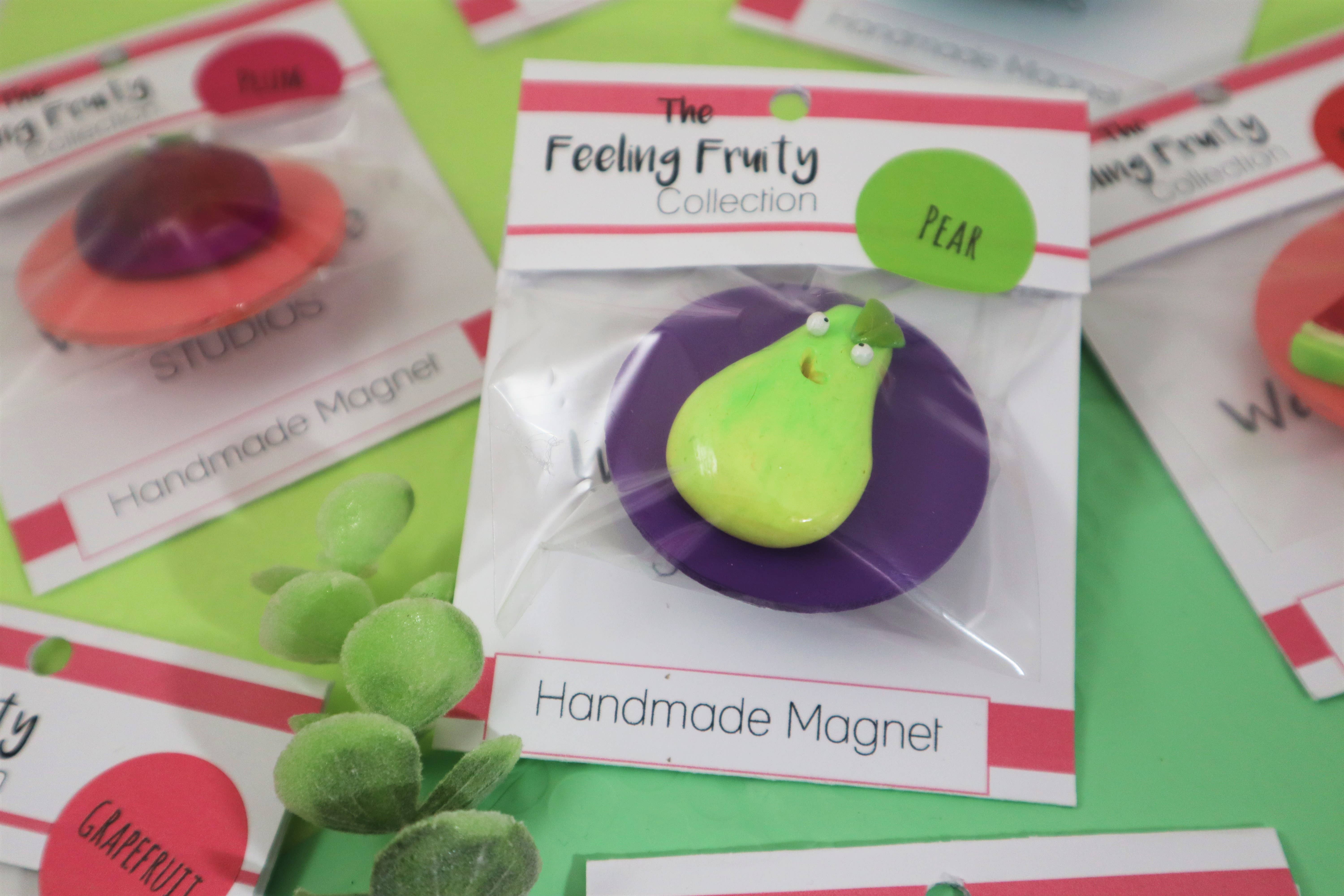 Way Outside Studios - Vente Aimants - Aimant poire3