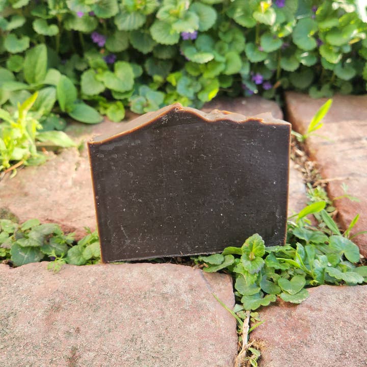 Sun Bee Soaps - Wholesale Bar Soap - Pine Tar Soap