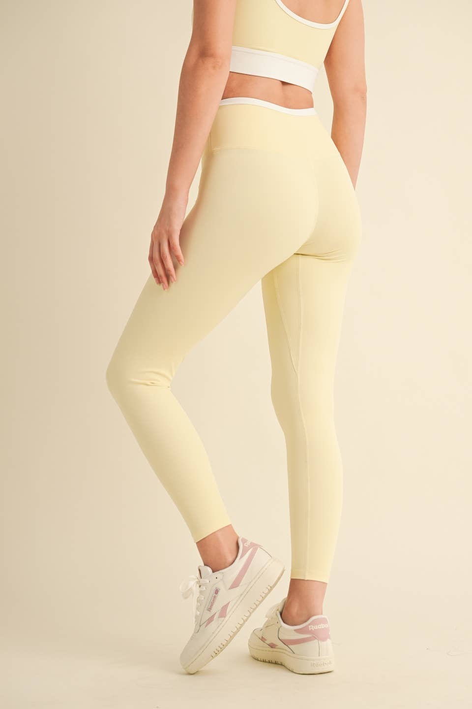 KIMBERLY C – Engroshandel Sports-/loungeleggings – til kvinder – Kontrastbindende leggings8