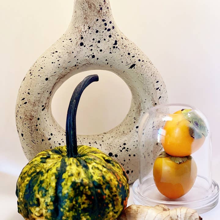 Fall In Love Candle for wholesale by Camoni