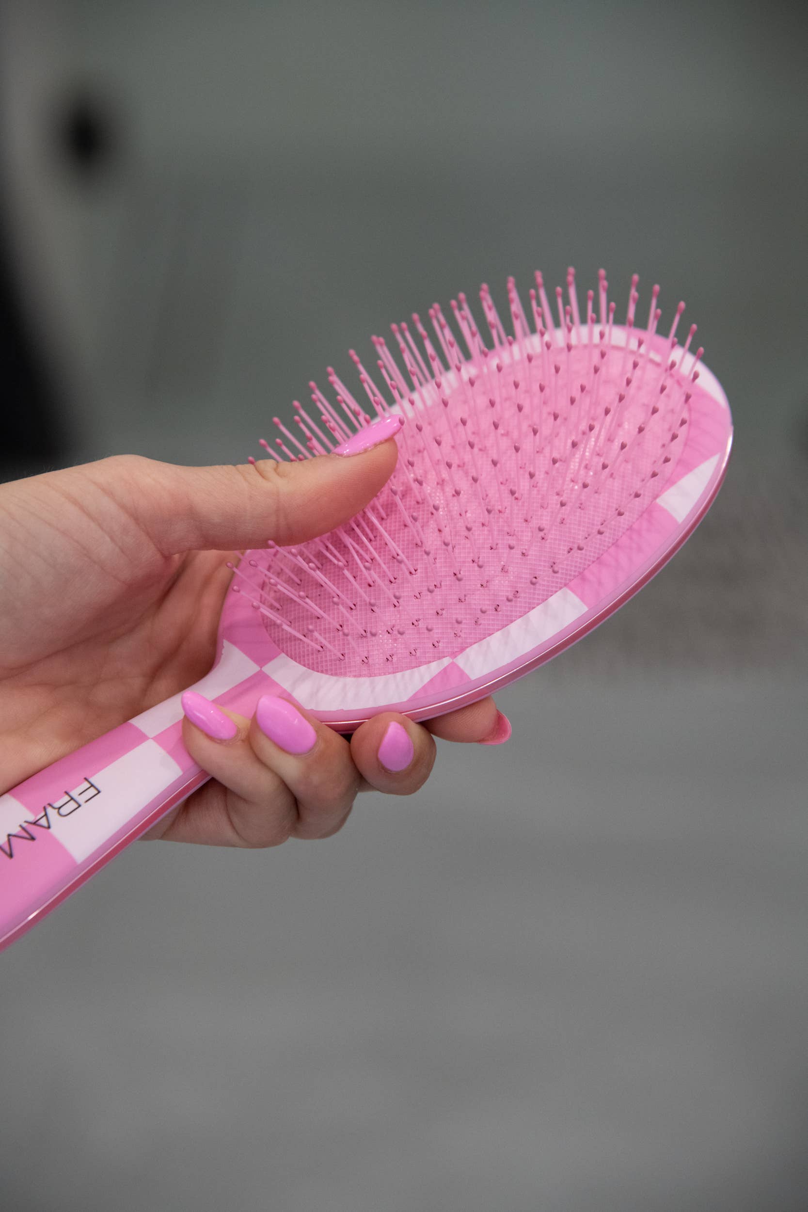 Framar Hair Brushes & Hair Accessories - Wholesale Hair Brush/Comb - FRAMAR Checkered Detangling Brush, Wet Hair Brush Detangler9
