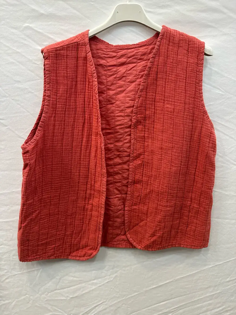 Mimi & Gogo – wholesale Outerwear Vest - Women’s – Plain quilted vest @5232_GiUniMatelasse4