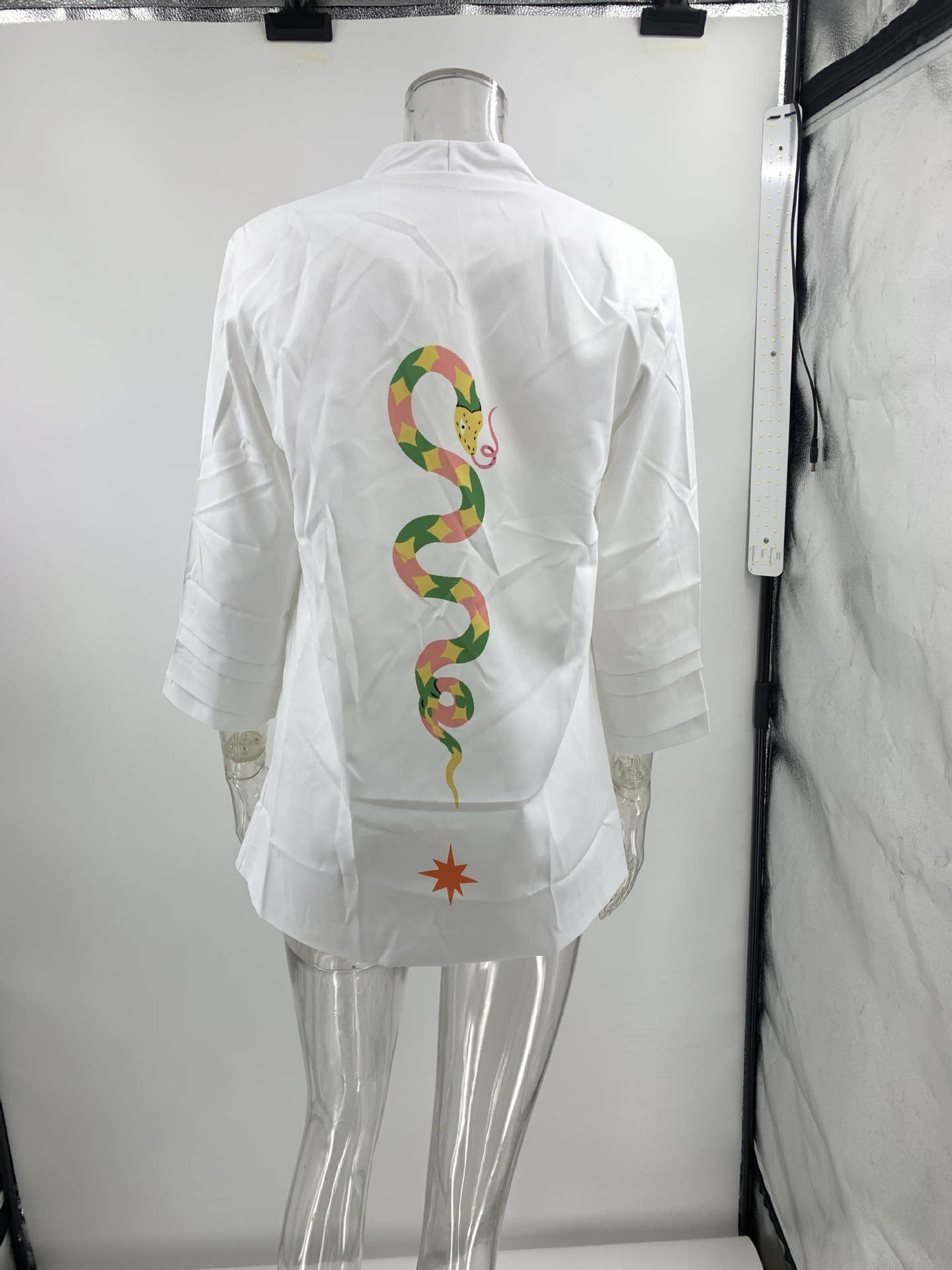 Bianco Cappotto blazer con stampa bianca JRM043 in vendita all'ingrosso su Faire4