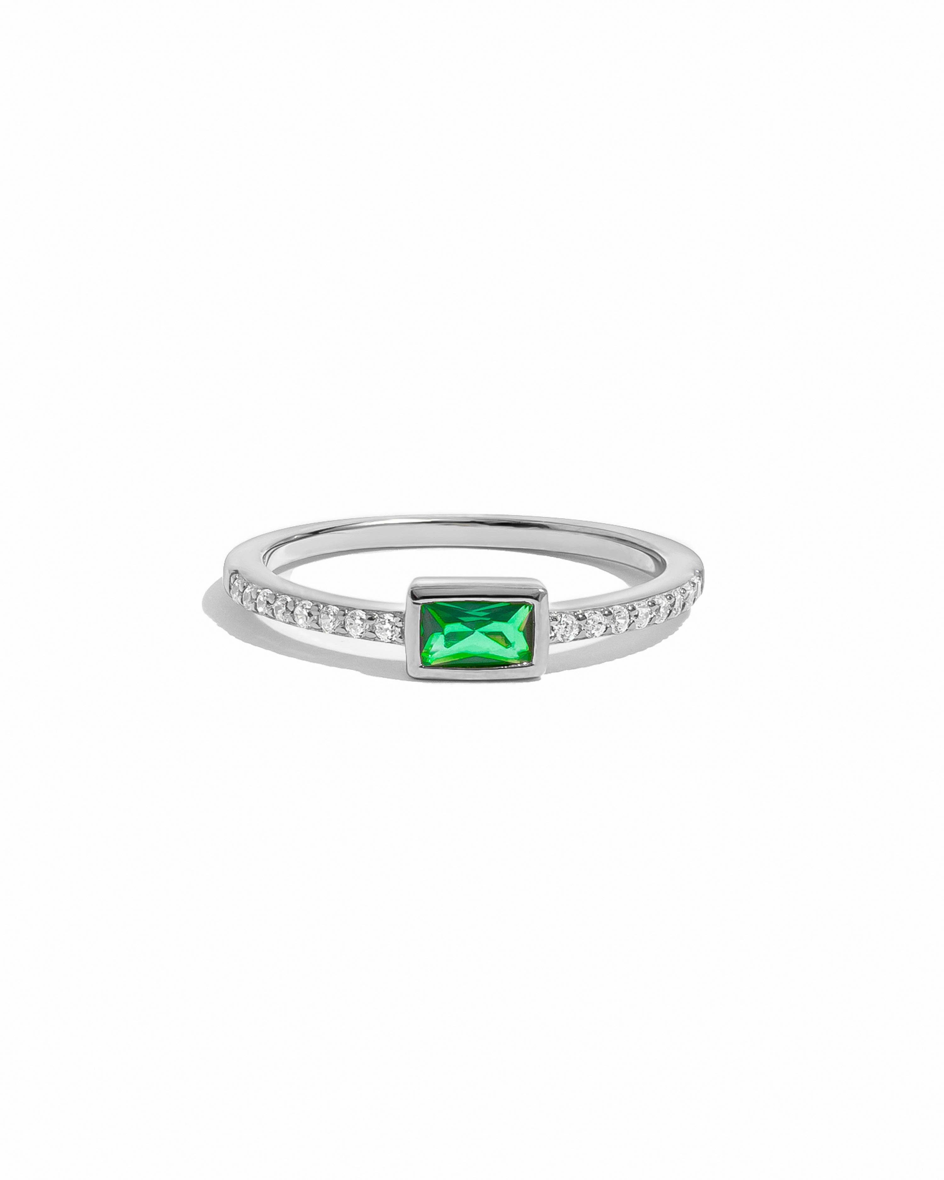 Sami Jewels – Großhandel Mehrsteinige Ringe – Smaragd-Baguette-Ring mit Pavé-Band2
