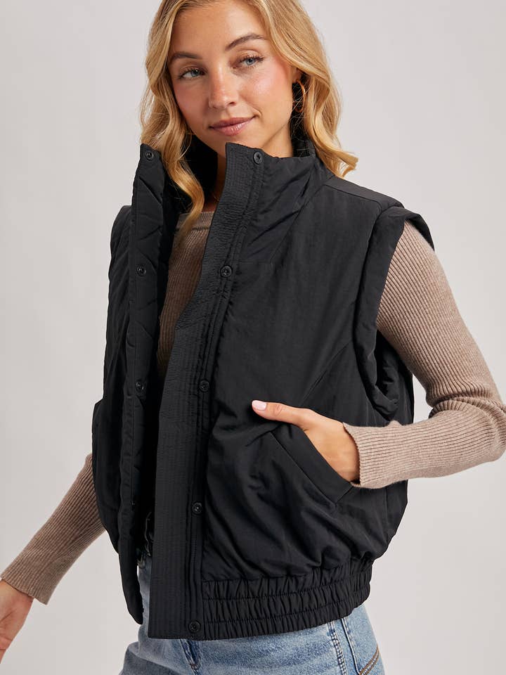 Bluivy - Wholesale Outerwear Vest - Women's - BOMBER STYLE PUFFER VEST WITH POCKETS26