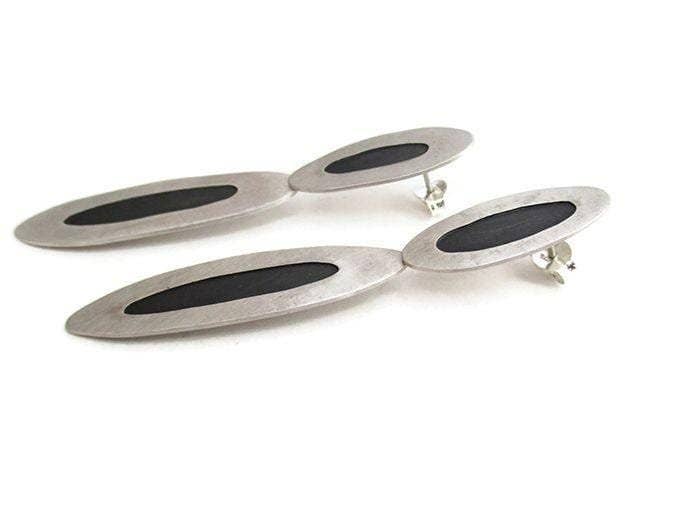 Kimya Joyas - Wholesale Dangle Earrings - Asymmetrical Silver Post Earrings3