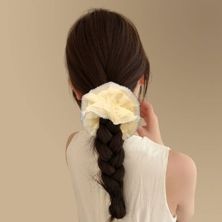 WEST AUSSIE SUPPLIES - Wholesale Scrunchie - Women's - GIFTY - Ruffled Lace Scrunchie