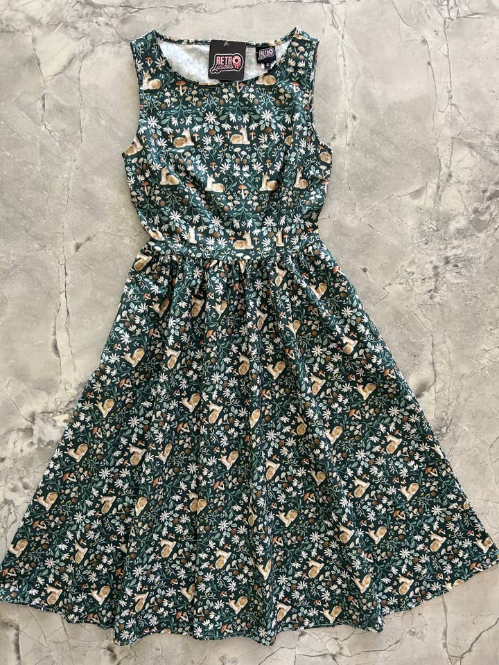 Reh-Midikleid für den Großhandel von Retrolicious