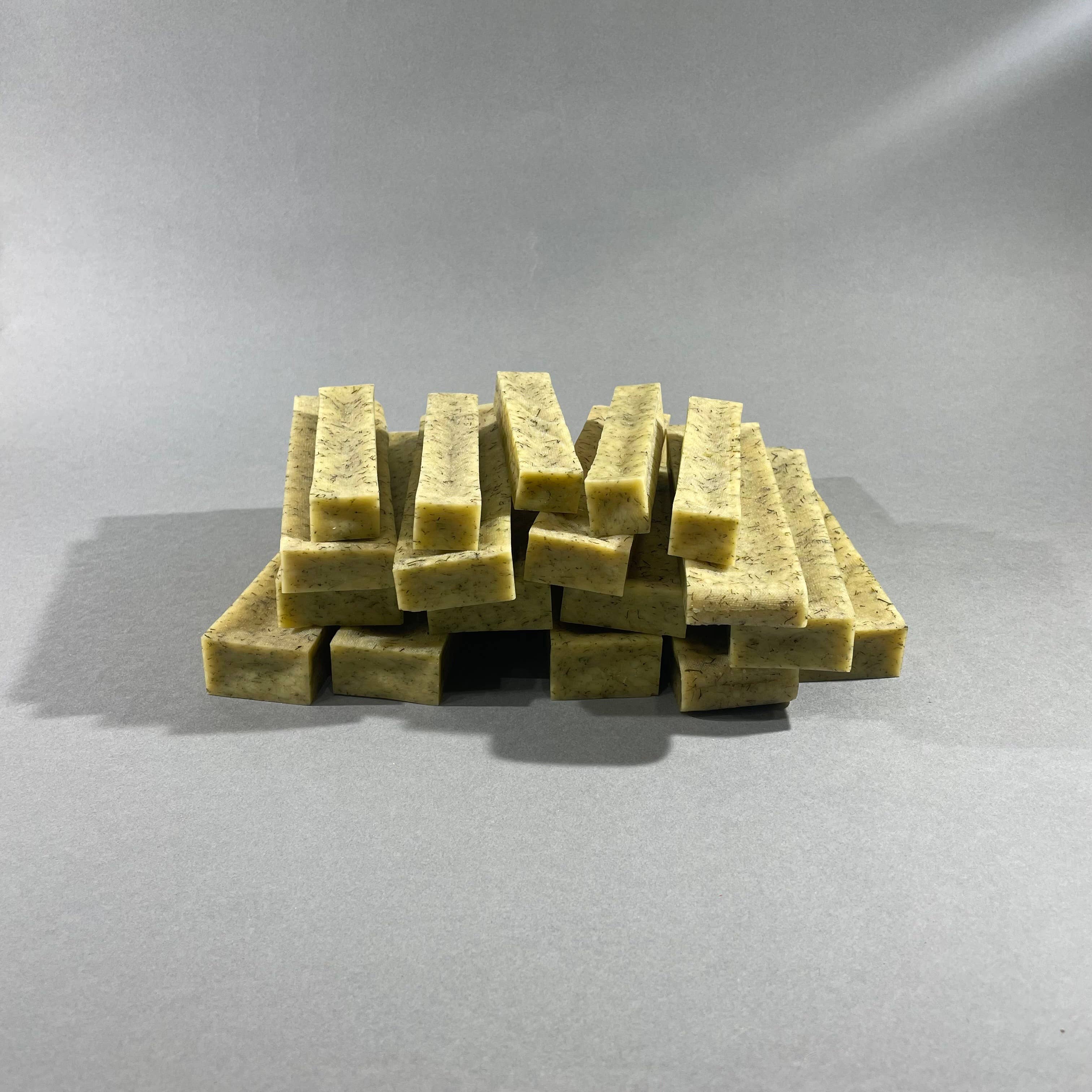 Pawsome Pet Toys - Vente Friandises – chien - Bâtonnet à mâcher au fromage pour chien avec aneth, friandise durable en quatre tailles3