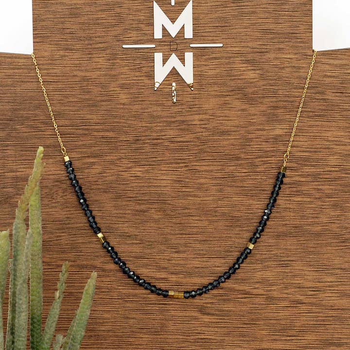 Collier acier et Cristaux pour la vente par Merveilles du Monde