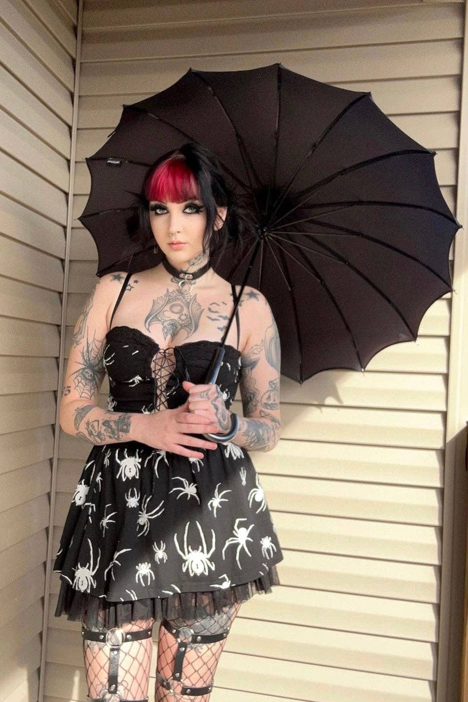 vampirefreaks - Wholesale Umbrella - Unisex - Batwing Pagoda Umbrella [MIDNIGHT BLACK]1