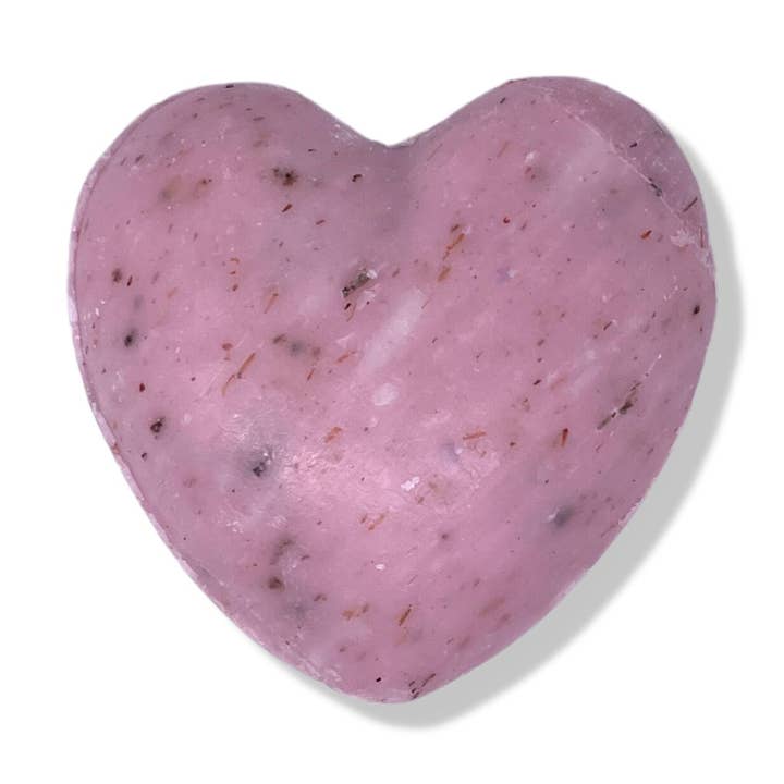 Rozenzeep met hartvorm en exfoliërende heidebloemen voor wholesale door MAITRE SAVONITTO