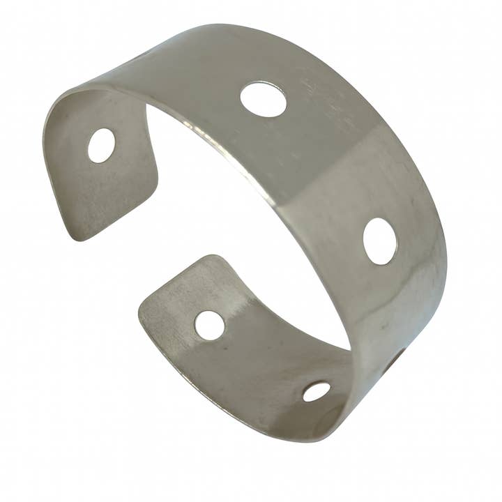 Breites Armband aus Messing, versilbert 10µ für den Großhandel von Gloria Mago