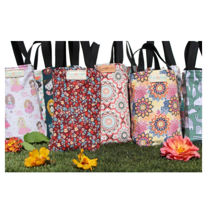 El Saquito Feliz - Wholesale Hot/Cold Compress - Thermal seed bag - “Chica Flores” print5