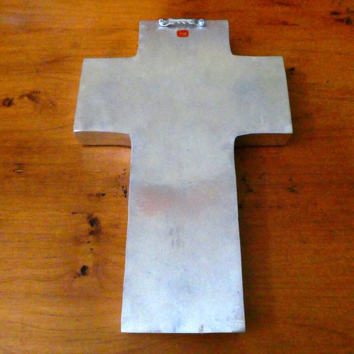 Guadalupe Gifts - Wholesale Wall cross - Grand Wall Crucifix w/ Pressed Flowers 11"7