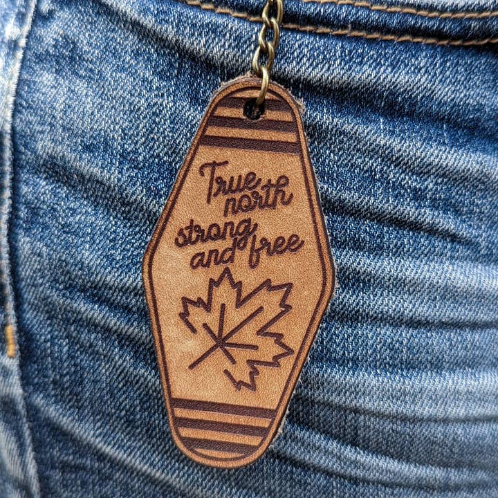 Cabin Design Co - Wholesale Keychain - Unisex - Vintage Motel Key keychain | True north strong and free
