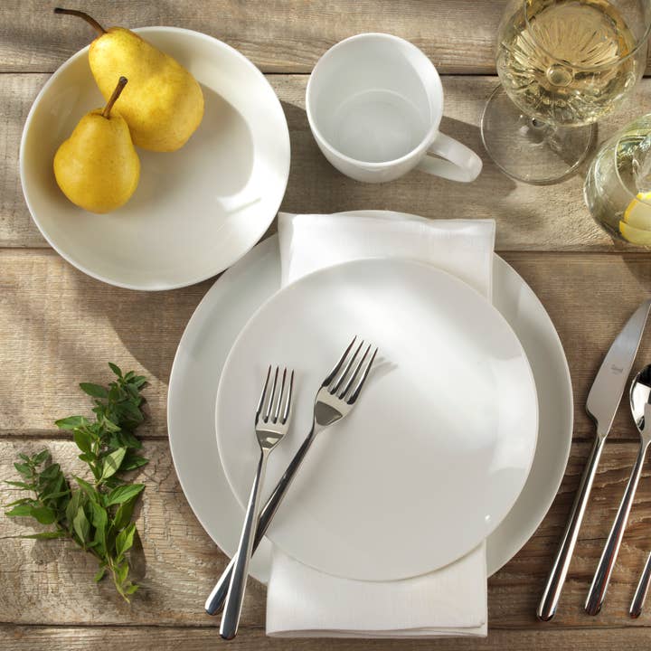 Euro Ceramica Home | ClayBarn - Wholesale Dinnerware Set - Claire Everyday Classic Coupe 16 Piece Dinnerware Set6