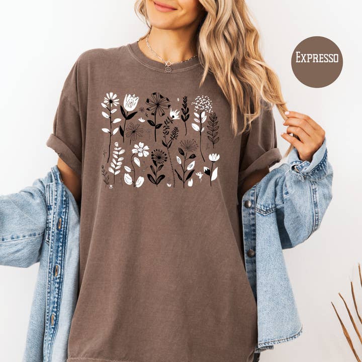 T-shirt Cadeau Jardinier Bohème Vintage Fleurs Pressées Couleurs Confort pour la vente par CindyL Boutique