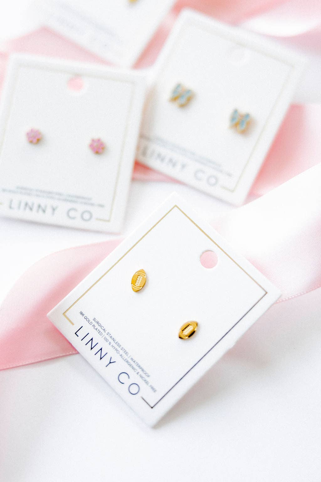 LINNY CO - Wholesale Stud/Post Earrings - Screwback Stud Earrings - Football5