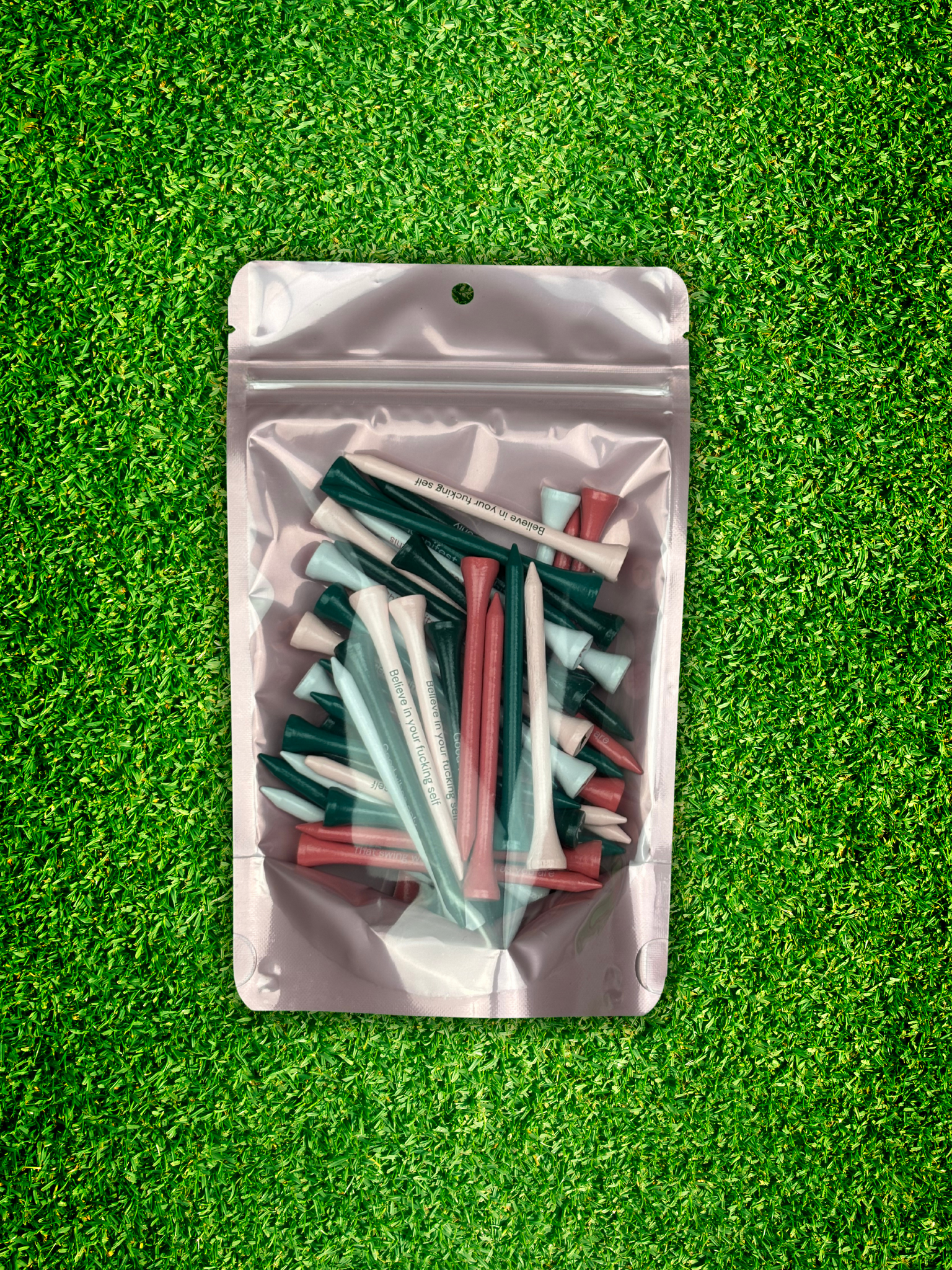 Bombshell Golf - Wholesale Sportieve accessoires - Confidence Golf Tees - set van 505