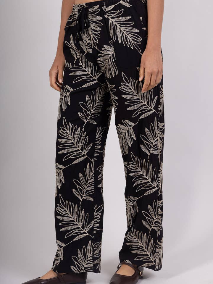 KY CREATION PARIS - Wholesale Pants - Women's - Fluid pants with a golden palm pattern4